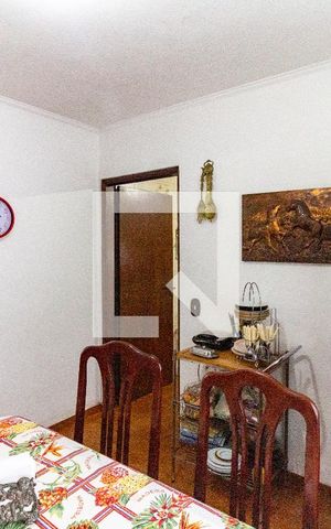 Casa à venda com 460m², 4 quartos e 5 vagas Casa à venda com 460m², 4 quartos e 5 vagasSala 4