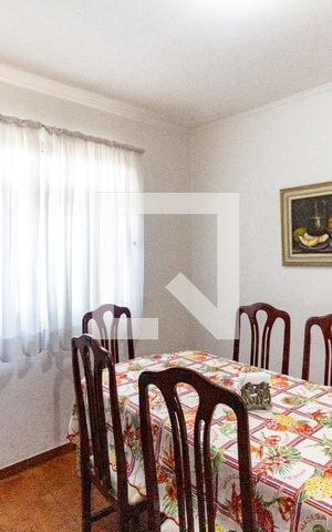 Casa à venda com 460m², 4 quartos e 5 vagas Casa à venda com 460m², 4 quartos e 5 vagasSala 4