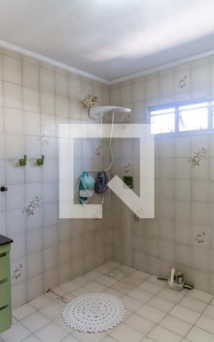 Casa à venda com 460m², 4 quartos e 5 vagas Casa à venda com 460m², 4 quartos e 5 vagasBanheiro da Suíte 3