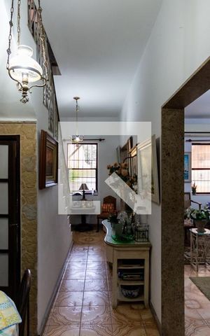Casa à venda com 160m², 2 quartos e 1 vagaSala