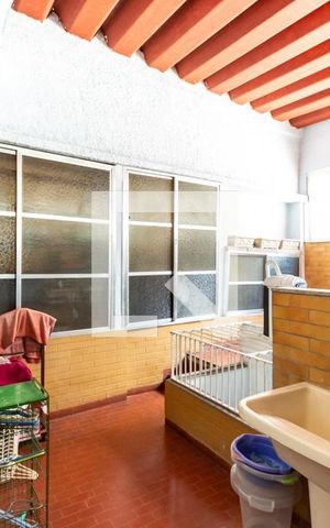Casa à venda com 160m², 2 quartos e 1 vagaÁrea de serviço -Terraço