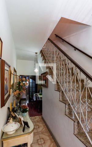 Casa à venda com 160m², 2 quartos e 1 vagaSala