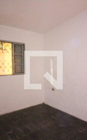 Casa de condomínio para alugar com 36m², 1 quarto e 1 vaga Casa de condomínio para alugar com 36m², 1 quarto e 1 vagaQuarto