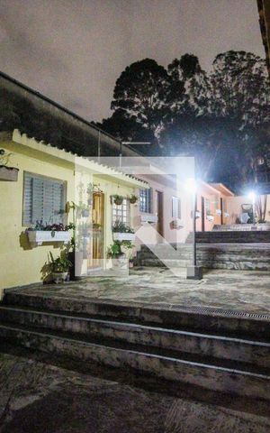 Casa de condomínio para alugar com 36m², 1 quarto e 1 vaga Casa de condomínio para alugar com 36m², 1 quarto e 1 vagaÁrea Externa