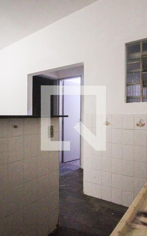 Casa de condomínio para alugar com 36m², 1 quarto e 1 vaga Casa de condomínio para alugar com 36m², 1 quarto e 1 vagaCozinha