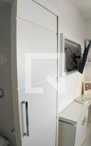 Apartamento para alugar com 90m², 2 quartos e 1 vaga Apartamento para alugar com 90m², 2 quartos e 1 vagaQuarto de Serviço