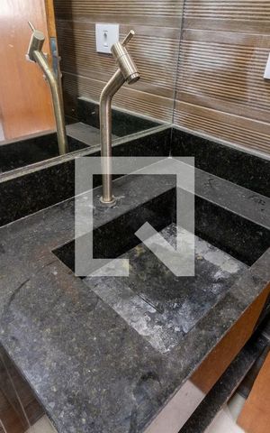 Apartamento para alugar com 44m², 2 quartos e sem vagaBanheiro