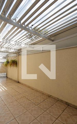 Casa para alugar com 130m², 3 quartos e 2 vagas Casa para alugar com 130m², 3 quartos e 2 vagasGaragem