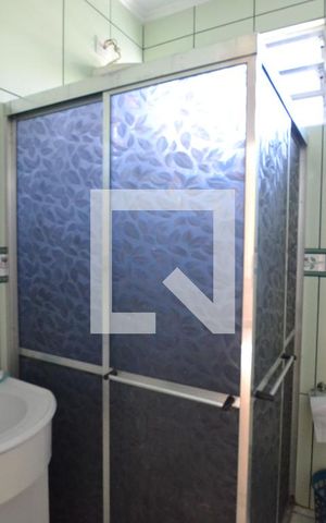 Casa à venda com 140m², 3 quartos e sem vagaBanheiro 1