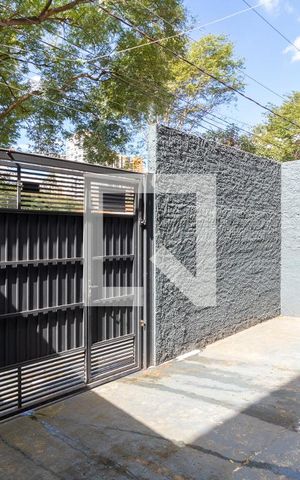 Casa para alugar com 80m², 2 quartos e 1 vagaQuintal e Garagem