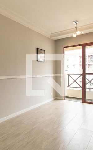 Apartamento à venda com 56m², 2 quartos e 1 vaga Apartamento à venda com 56m², 2 quartos e 1 vagaSala