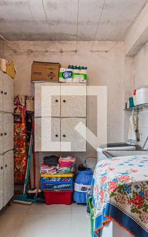 Casa à venda com 194m², 3 quartos e 2 vagas Casa à venda com 194m², 3 quartos e 2 vagasÁrea de Serviço