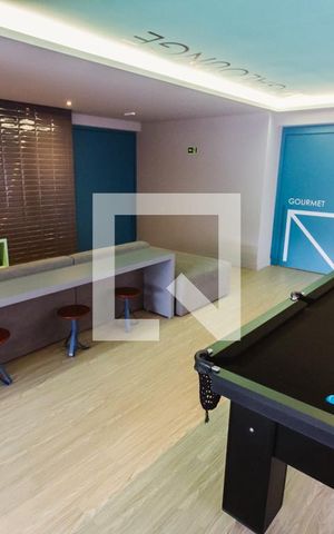 Studio para alugar com 30m², 1 quarto e sem vaga Studio para alugar com 30m², 1 quarto e sem vagaSalão de Jogos