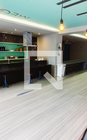 Studio para alugar com 30m², 1 quarto e sem vaga Studio para alugar com 30m², 1 quarto e sem vagaSalão de Festa