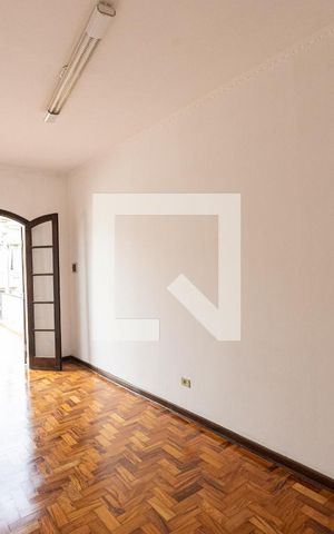 Casa para alugar com 202m², 3 quartos e 2 vagas Casa para alugar com 202m², 3 quartos e 2 vagasQuarto 1