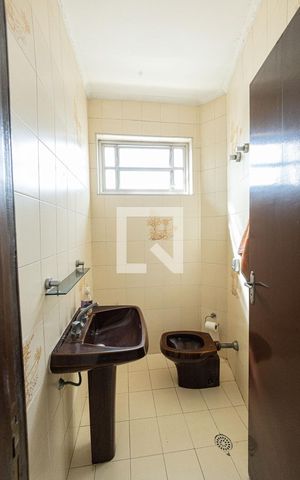 Casa para alugar com 202m², 3 quartos e 2 vagas Casa para alugar com 202m², 3 quartos e 2 vagasLavabo Cozinha