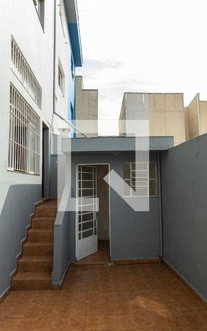 Casa para alugar com 202m², 3 quartos e 2 vagas Casa para alugar com 202m², 3 quartos e 2 vagasÁrea de Serviço