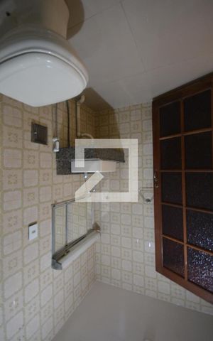 Casa de condomínio para alugar com 180m², 3 quartos e sem vagaBanheiro 2