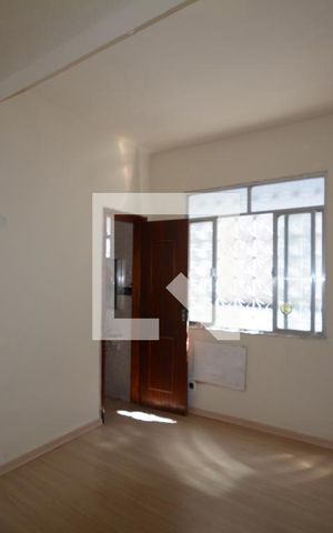 Casa de condomínio para alugar com 180m², 3 quartos e sem vagaQuarto 1 suite