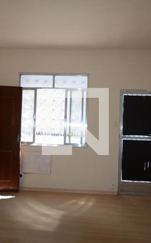 Casa de condomínio para alugar com 180m², 3 quartos e sem vagaQuarto 1 suite