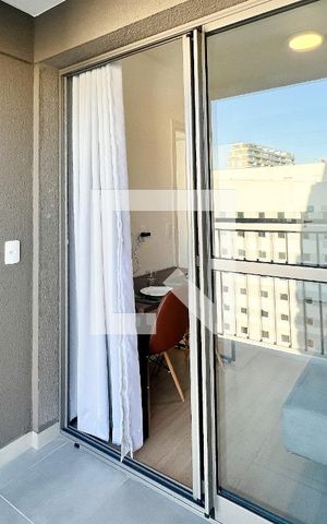 Apartamento para alugar com 27m², 1 quarto e sem vagaSacada