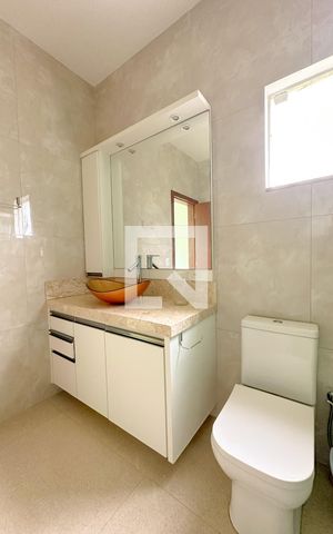 Casa para alugar com 194m², 4 quartos e 1 vagaBanheiro da Suíte 2