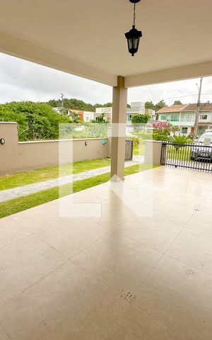 Casa para alugar com 194m², 4 quartos e 1 vagaGaragem
