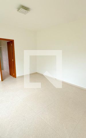 Casa para alugar com 194m², 4 quartos e 1 vagaSuíte 2