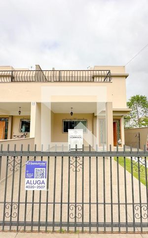 Casa para alugar com 194m², 4 quartos e 1 vagaFachada