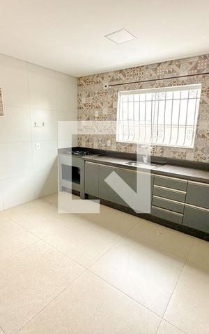 Casa para alugar com 194m², 4 quartos e 1 vagaCozinha