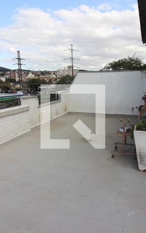 Apartamento à venda com 60m², 2 quartos e 3 vagas Apartamento à venda com 60m², 2 quartos e 3 vagasTerraço