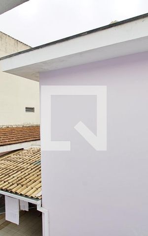 Casa à venda com 180m², 4 quartos e 4 vagas Casa à venda com 180m², 4 quartos e 4 vagasVista do Quarto 3