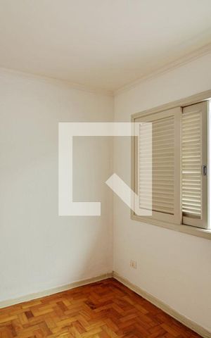 Casa à venda com 180m², 4 quartos e 4 vagas Casa à venda com 180m², 4 quartos e 4 vagasQuarto 3