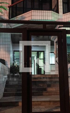 Apartamento para alugar com 261m², 4 quartos e 3 vagas Apartamento para alugar com 261m², 4 quartos e 3 vagasFachada do Prédio