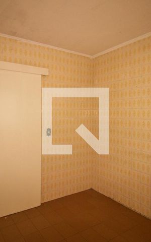 Casa à venda com 140m², 5 quartos e 4 vagas Casa à venda com 140m², 5 quartos e 4 vagasCozinha
