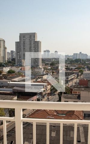 Apartamento à venda com 40m², 2 quartos e sem vagaSacada