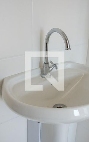 Apartamento à venda com 40m², 2 quartos e sem vagaBanheiro