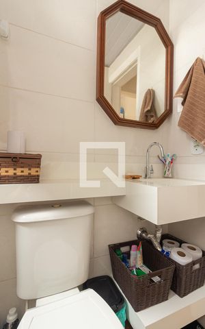 Apartamento para alugar com 45m², 2 quartos e 1 vaga Apartamento para alugar com 45m², 2 quartos e 1 vagaBanheiro