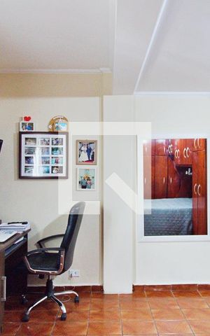 Casa à venda com 332m², 3 quartos e 4 vagas Casa à venda com 332m², 3 quartos e 4 vagasSuíte