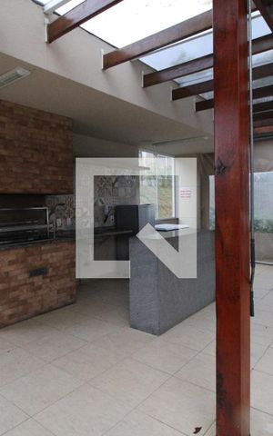 Apartamento para alugar com 67m², 2 quartos e 1 vagaÁrea comum - Churrasqueira