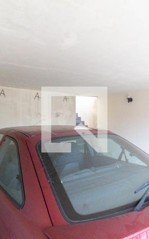 Casa à venda com 350m², 3 quartos e 2 vagas Casa à venda com 350m², 3 quartos e 2 vagasGaragem
