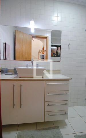 Apartamento à venda com 58m², 1 quarto e 1 vaga Apartamento à venda com 58m², 1 quarto e 1 vagaBanheiro