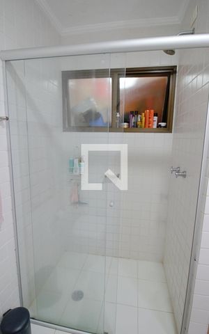 Apartamento à venda com 58m², 1 quarto e 1 vaga Apartamento à venda com 58m², 1 quarto e 1 vagaBanheiro
