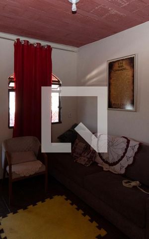 Casa à venda com 360m², 2 quartos e 1 vagaSala