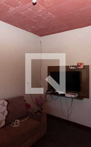 Casa à venda com 360m², 2 quartos e 1 vagaSala