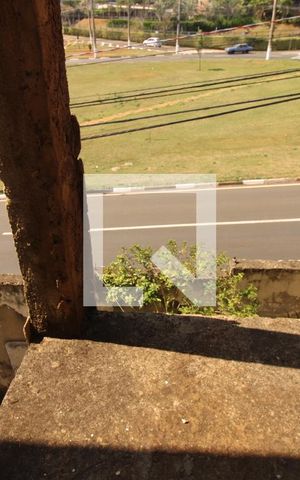 Casa à venda com 390m², 4 quartos e 3 vagasSala (pavimento superior)