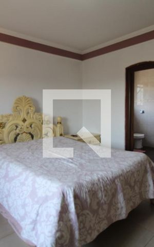 Casa à venda com 390m², 4 quartos e 3 vagasBanheiro do Quarto 3 (suíte)