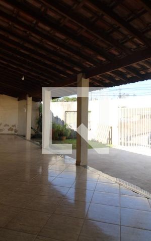 Casa à venda com 390m², 4 quartos e 3 vagasVaranda e Garagem