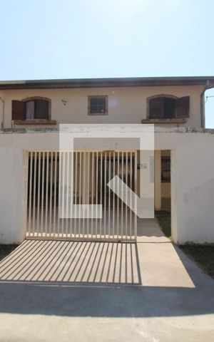 Casa à venda com 390m², 4 quartos e 3 vagasFachada