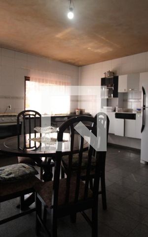 Casa à venda com 390m², 4 quartos e 3 vagasCozinha